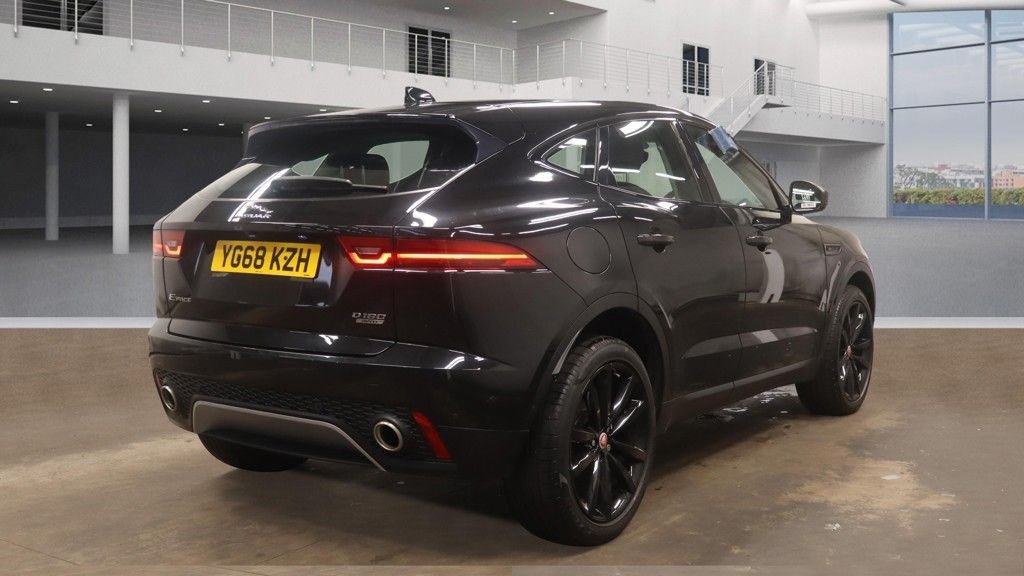 Used Jaguar E-Pace 2018 for sale - 76509547: Photo 4