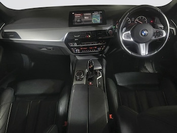 Used BMW 5 Series 2019 for sale - 75585120: Photo
