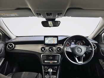 Used Mercedes-Benz GLA 2019 for sale - 78524769: Photo