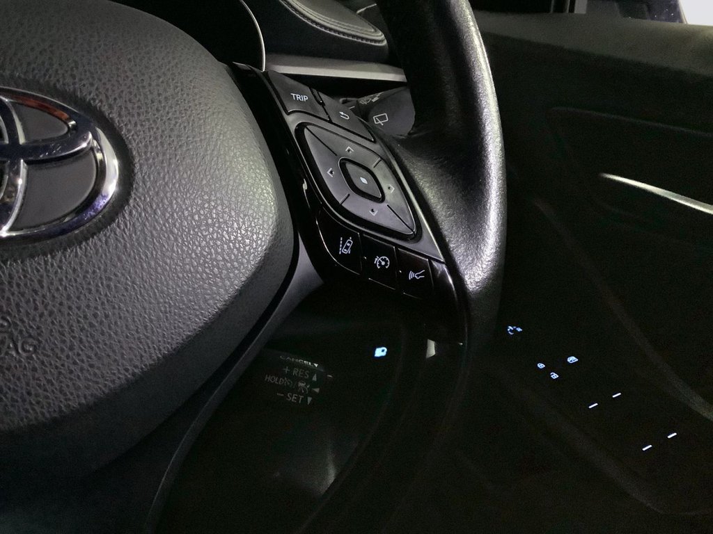 Used Toyota C-HR 2020 for sale - 76539678: Photo 19