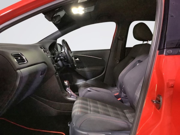 Used Volkswagen Polo 2015 for sale - 76118629: Photo 12