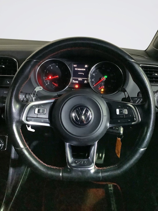 Used Volkswagen Polo 2015 for sale - 76118629: Photo 16