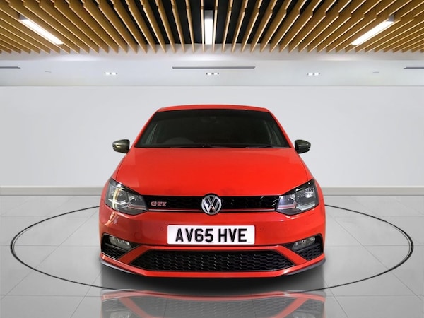 Used Volkswagen Polo 2015 for sale - 76118629: Photo 2