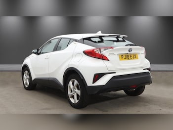 Used Toyota C-HR 2018 for sale - 78349997: Photo