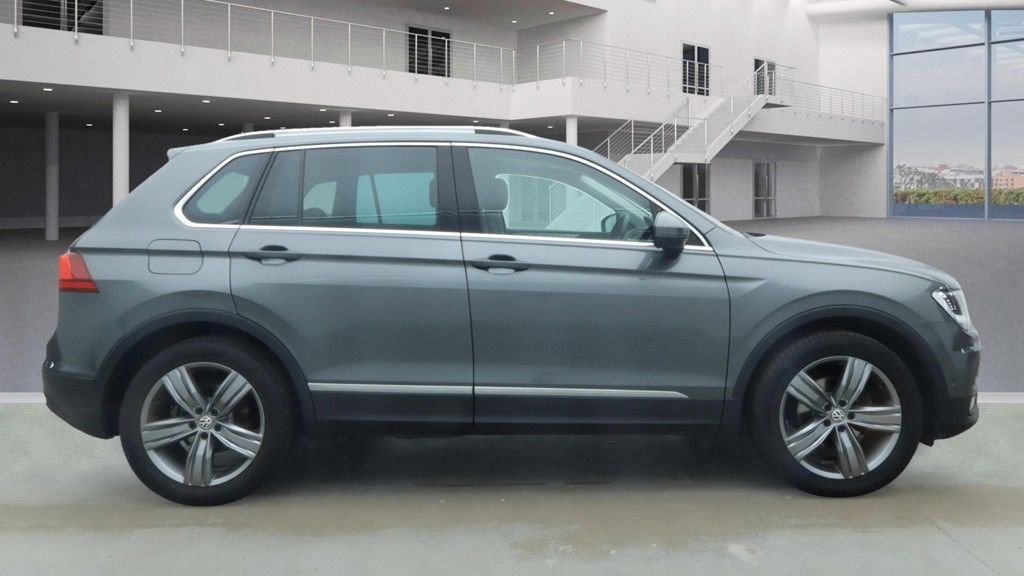 Used Volkswagen Tiguan 2019 for sale - 76481824: Photo 5