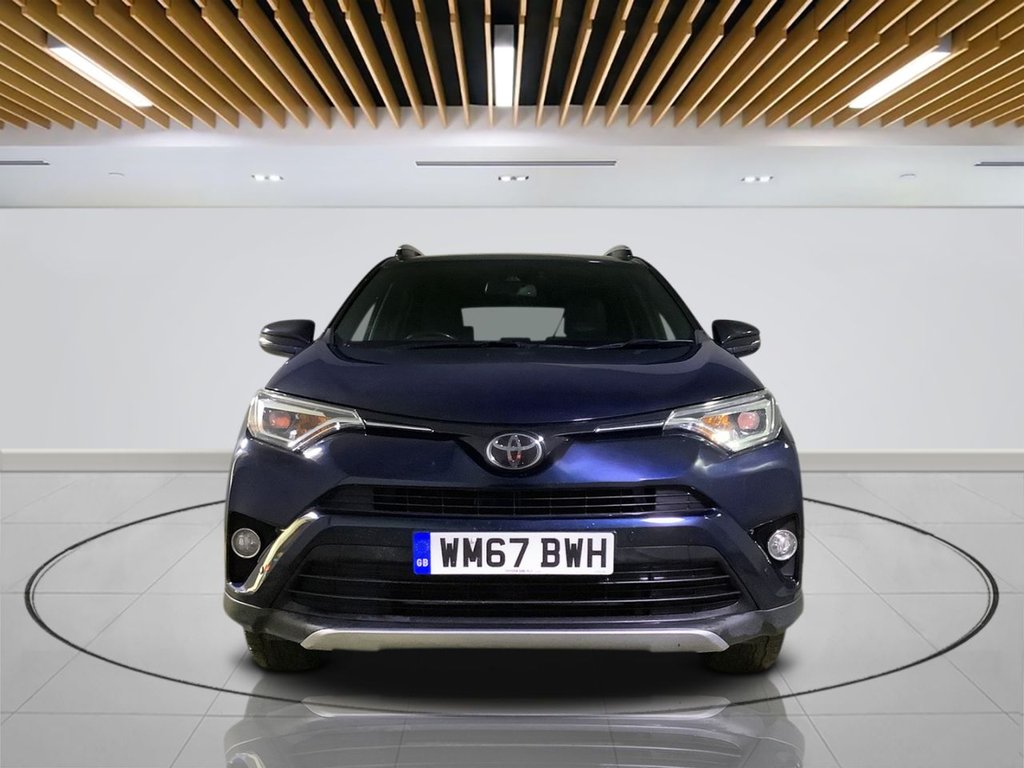 Used Toyota RAV4 2017 for sale - 76481587: Photo 2