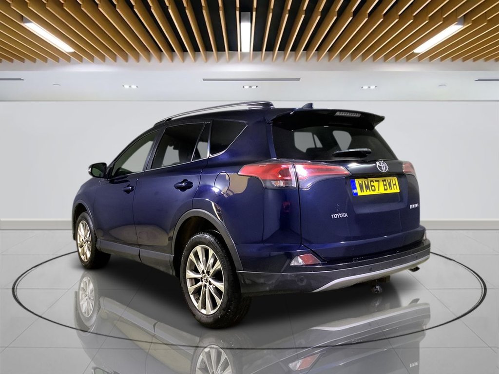 Used Toyota RAV4 2017 for sale - 76481587: Photo 6