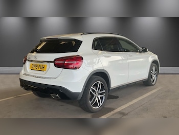 Used Mercedes-Benz GLA 2019 for sale - 79178047: Photo