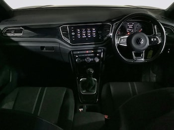Used Volkswagen T-Roc 2021 for sale - 75853149: Photo