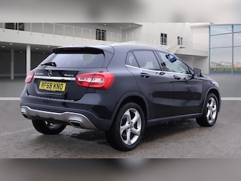 Used Mercedes-Benz GLA 2018 for sale - 76147830: Photo 4