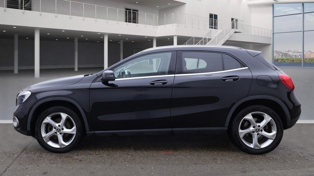 Used Mercedes-Benz GLA 2018 for sale - 76147830: Photo 6