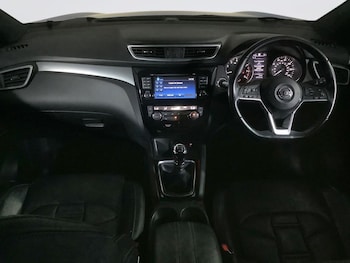 Used Nissan Qashqai 2018 for sale - 75559548: Photo
