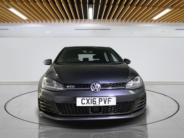 Used Volkswagen Golf 2016 for sale - 76223237: Photo 2