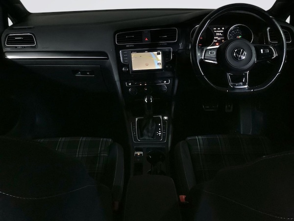Used Volkswagen Golf 2016 for sale - 76223237: Photo 3