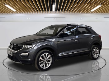 Used Volkswagen T-Roc 2019 for sale - 78996447: Photo