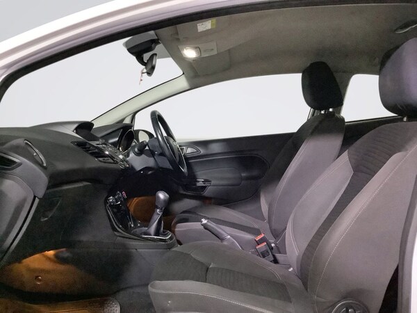 Used Ford Fiesta 2016 for sale - 76202735: Photo 16