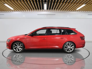 Used Skoda Superb 2017 for sale - 77719697: Photo