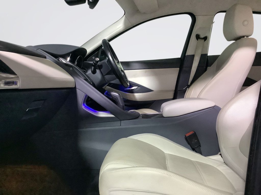 Used Jaguar E-Pace 2018 for sale - 76523331: Photo 12