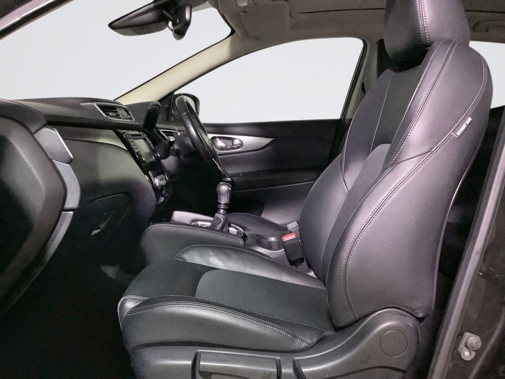 Used Nissan Qashqai 2018 for sale - 76740133: Photo 11
