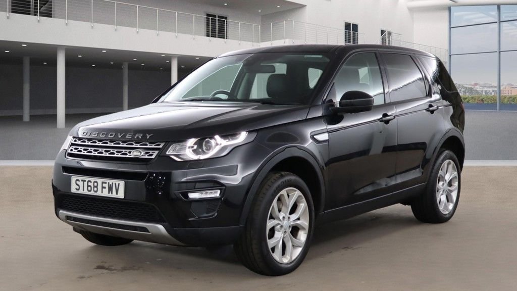Used Land Rover Discovery Sport 2018 for sale - 76469917: Photo 2