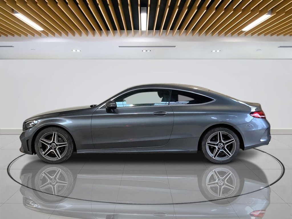 Used Mercedes-Benz C Class 2019 for sale - 77263076: Photo 4