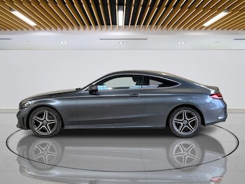 Used Mercedes-Benz C Class 2019 for sale - 77263076: Photo