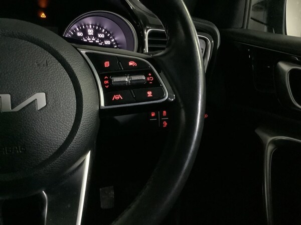 Used Kia XCeed 2023 for sale - 76154478: Photo 19