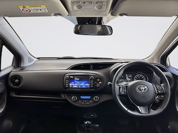 Used Toyota Yaris 2018 for sale - 78533787: Photo