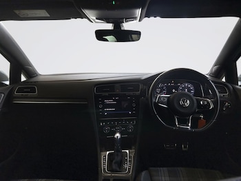 Used Volkswagen Golf 2018 for sale - 78818454: Photo