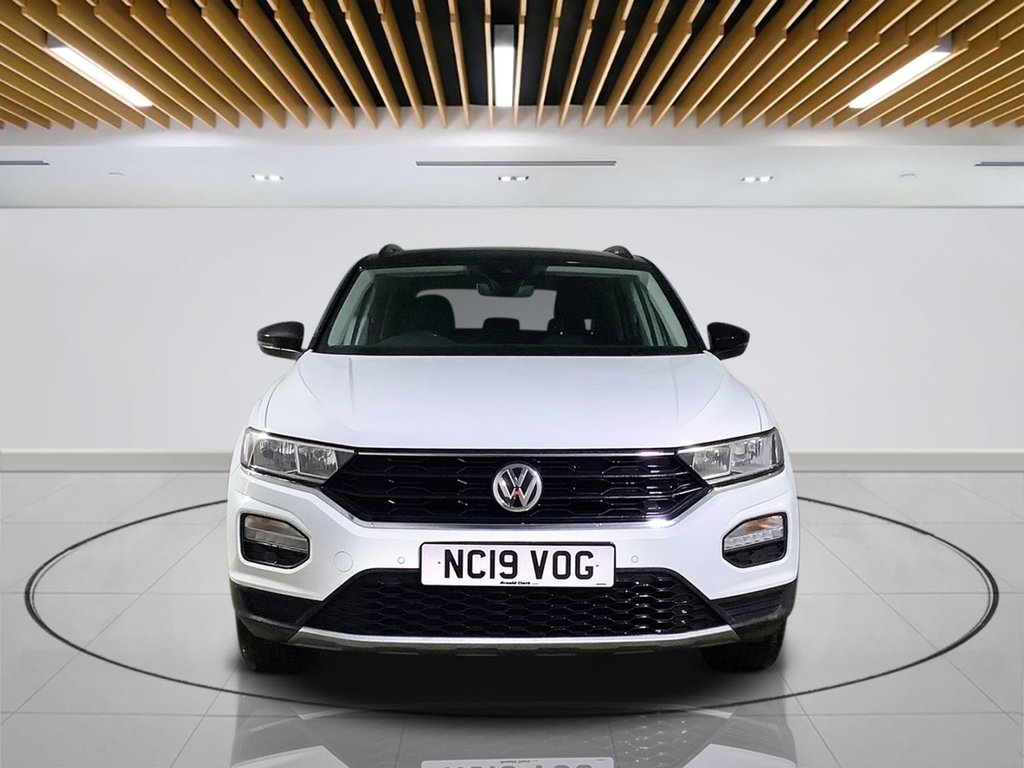Used Volkswagen T-Roc 2019 for sale - 76797566: Photo 2