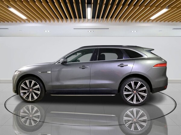 Used Jaguar F-Pace 2018 for sale - 76313005: Photo 5