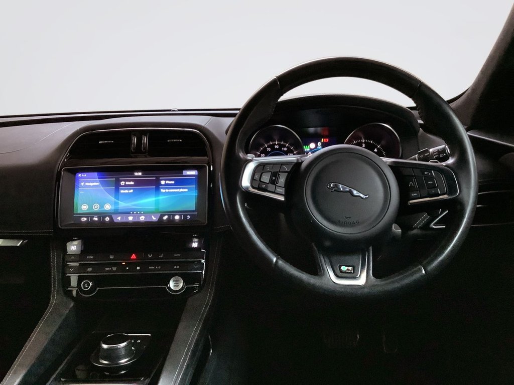 Used Jaguar F-Pace 2019 for sale - 78124635: Photo 14