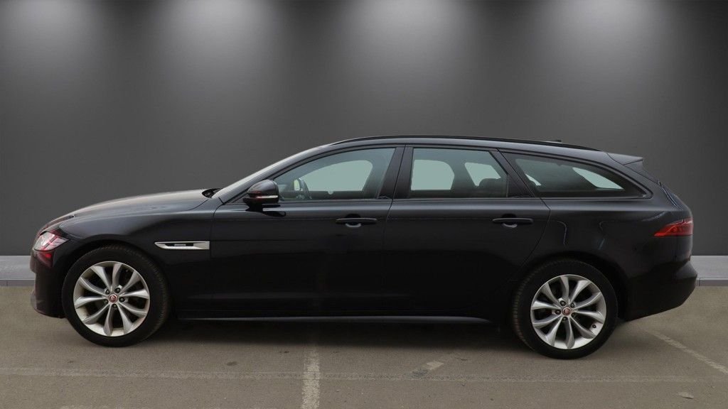 Used Jaguar XF 2019 for sale - 78022037: Photo 6