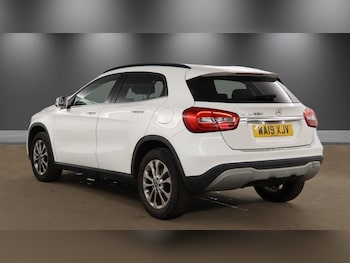 Used Mercedes-Benz GLA 2019 for sale - 79178048: Photo