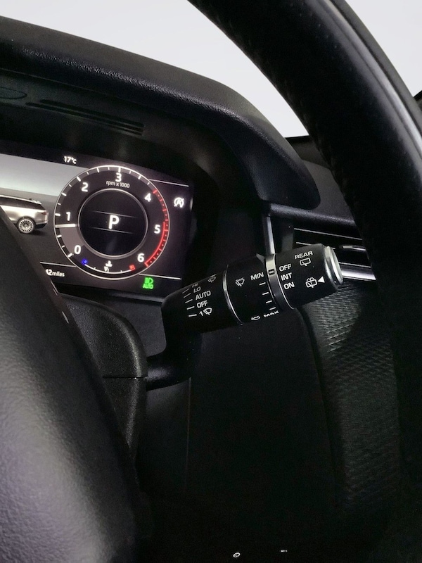 Used Land Rover Range Rover Velar 2019 for sale - 76178539: Photo 17
