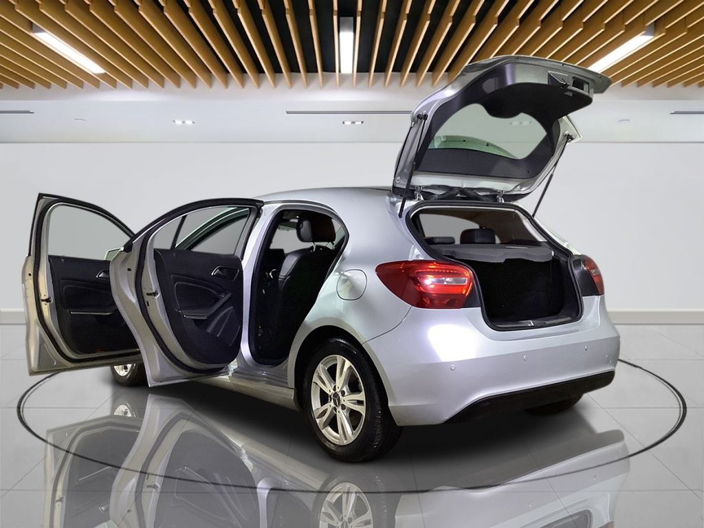 Used Mercedes-Benz A-Class 2018 for sale - 76356259: Photo 10