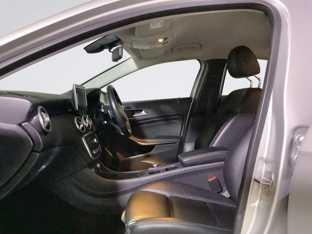 Used Mercedes-Benz A-Class 2018 for sale - 76356259: Photo 12