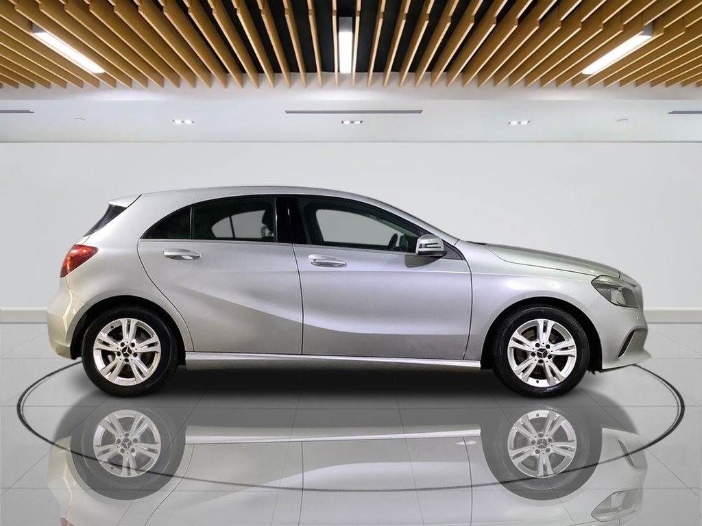 Used Mercedes-Benz A-Class 2018 for sale - 76356259: Photo 9