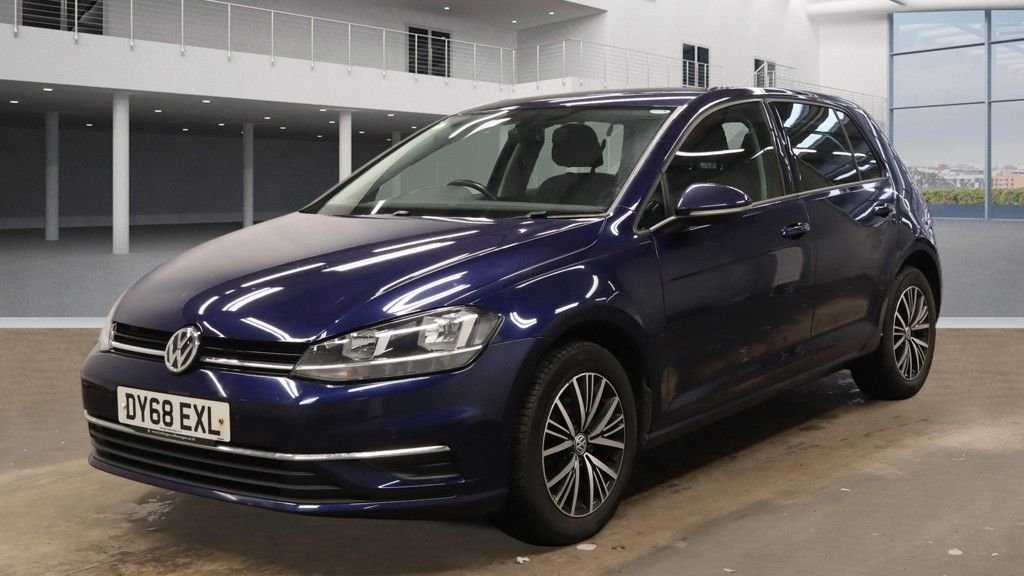 Used Volkswagen Golf 2018 for sale - 77520980: Photo 5