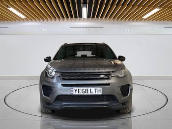 Used Land Rover Discovery Sport 2019 for sale - 78382298: Photo