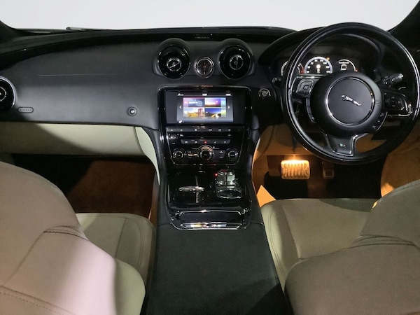 Used Jaguar XJ 2016 for sale - 76173202: Photo 3