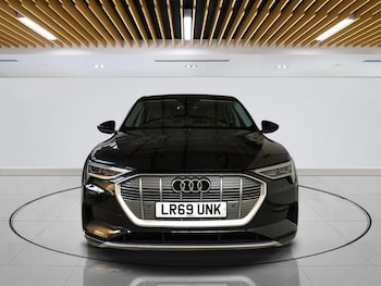 Used Audi e-tron 2019 for sale - 77048980: Photo