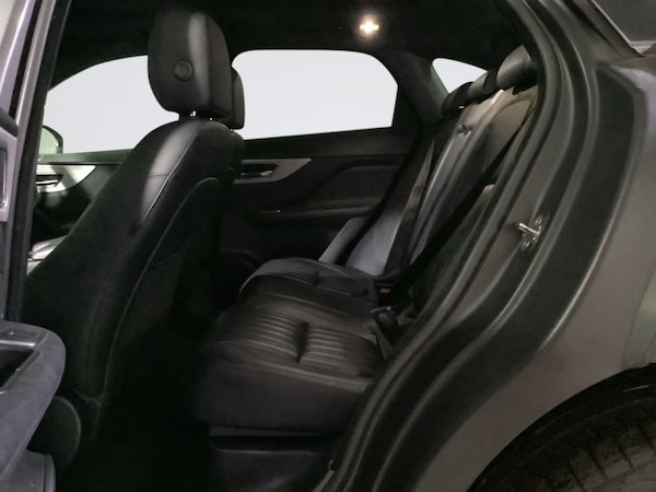 Used Jaguar F-Pace 2018 for sale - 76168518: Photo 13