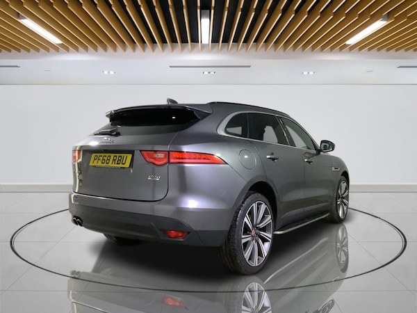 Used Jaguar F-Pace 2018 for sale - 76168518: Photo 8