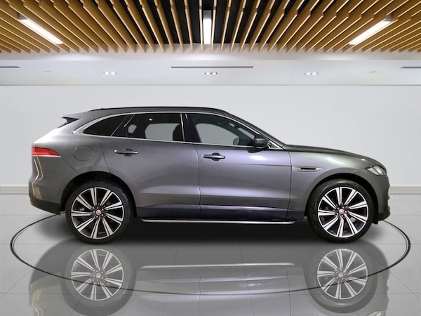 Used Jaguar F-Pace 2018 for sale - 76168518: Photo 9