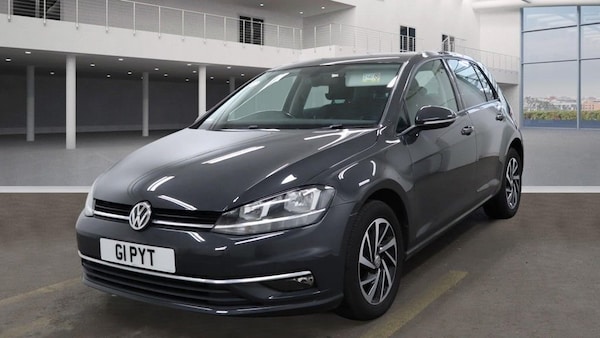 Used Volkswagen Golf 2019 for sale - 76223854: Photo 2