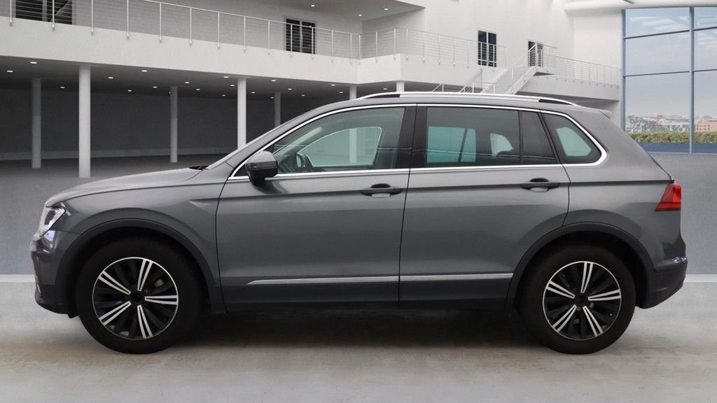 Used Volkswagen Tiguan 2018 for sale - 76396500: Photo 6