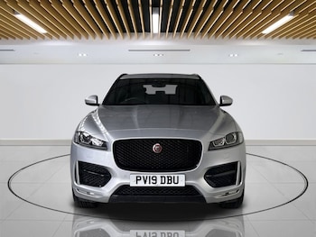 Used Jaguar F-Pace 2019 for sale - 78930510: Photo