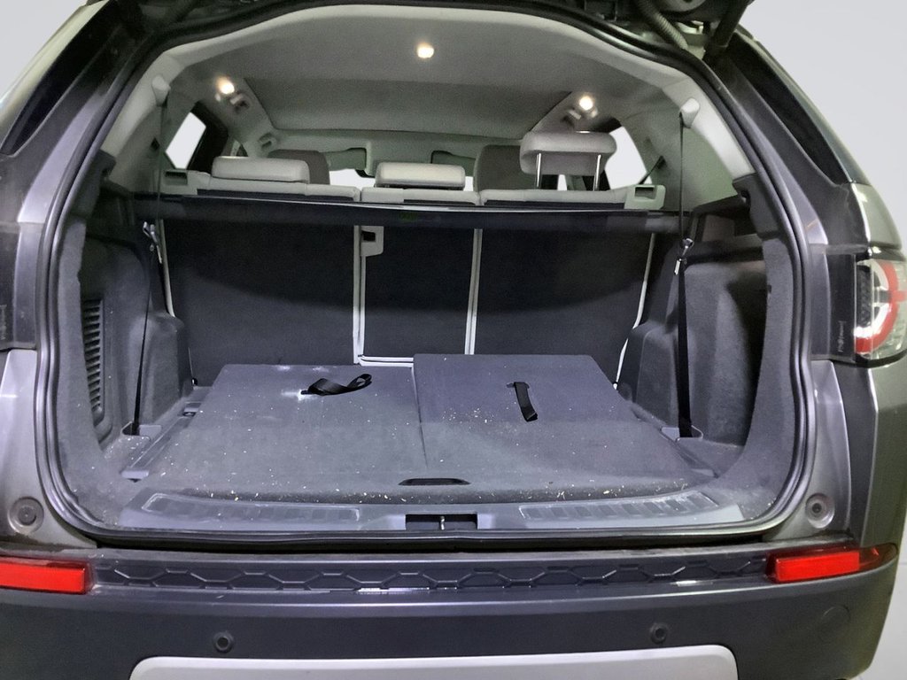 Used Land Rover Discovery Sport 2017 for sale - 76274067: Photo 15