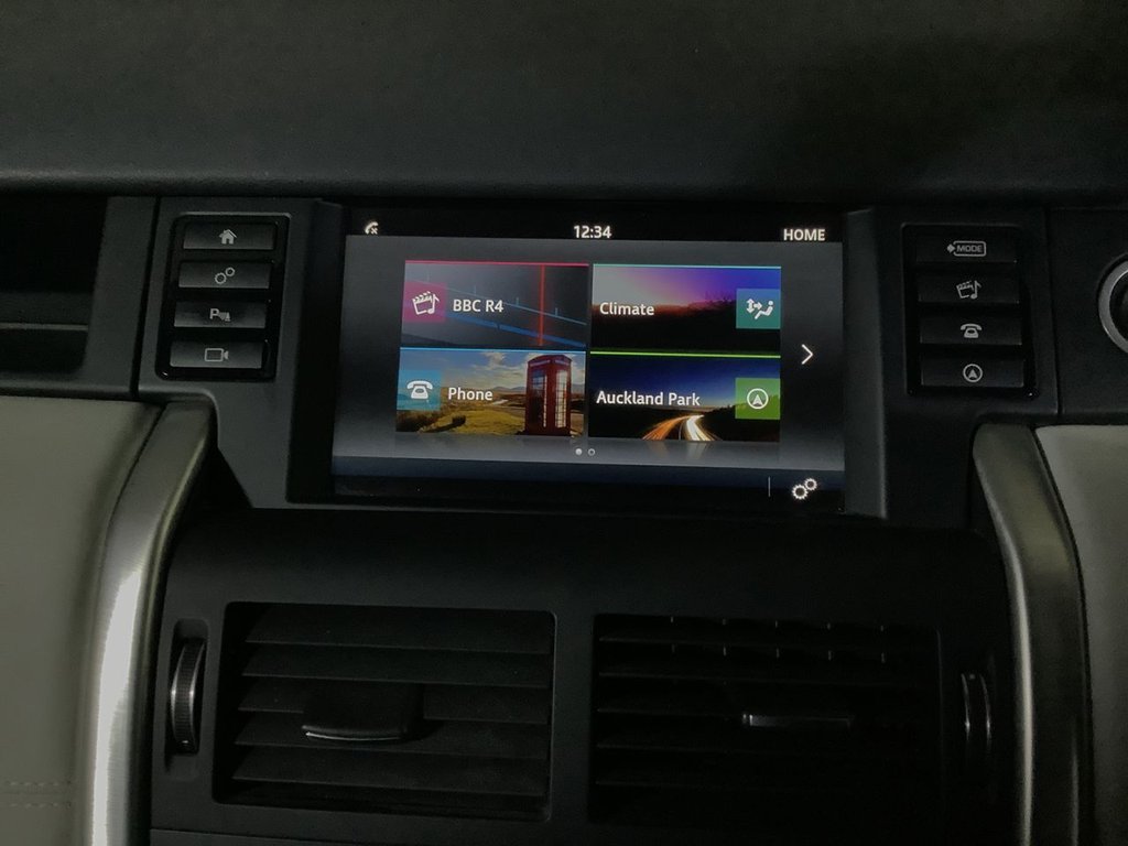 Used Land Rover Discovery Sport 2017 for sale - 76274067: Photo 25